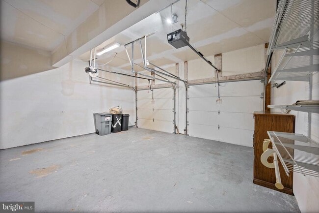 Building Photo - 1324 Pleasant Meadow Rd