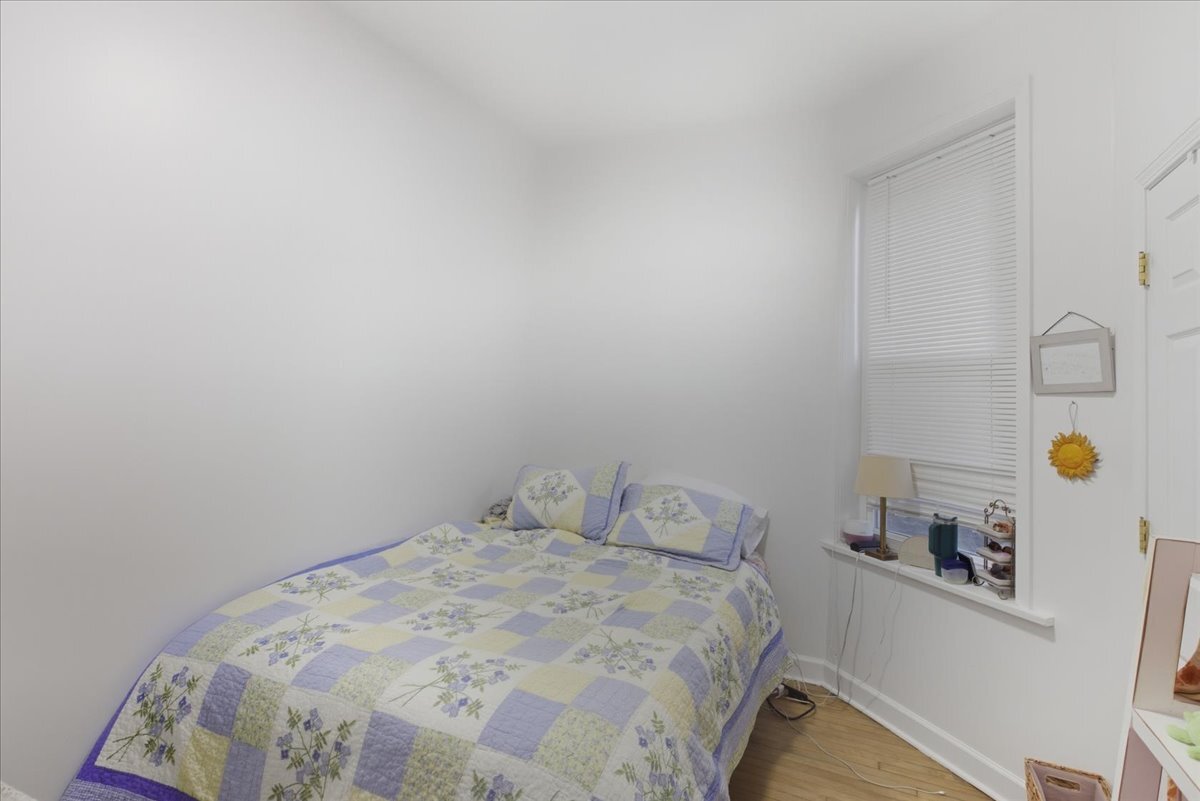 Building Photo - 2350 W Charleston St