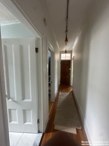 Building Photo - 6 Bellflower St