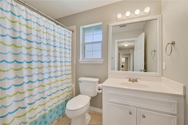 Building Photo - 4406 Colony Chase Dr