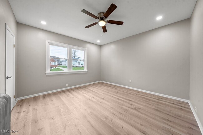 Building Photo - 10501 Park Heights Ave