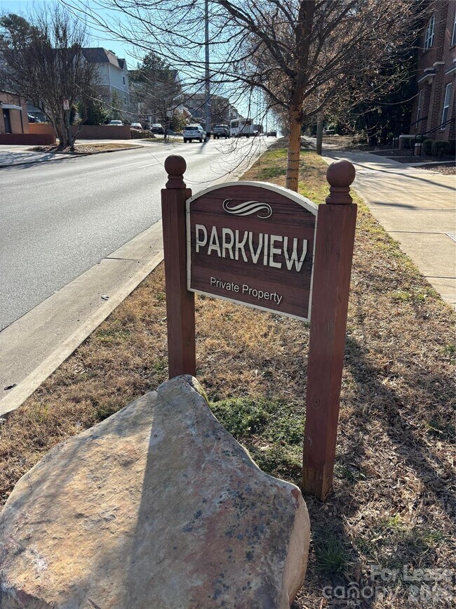 Building Photo - 1306 Kenilworth Ave