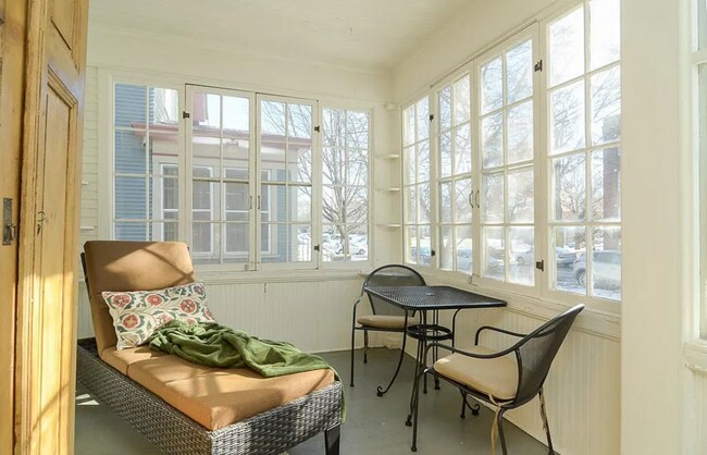 Building Photo - This Amazing 4BR/2 BA Home on Summit Hill ...