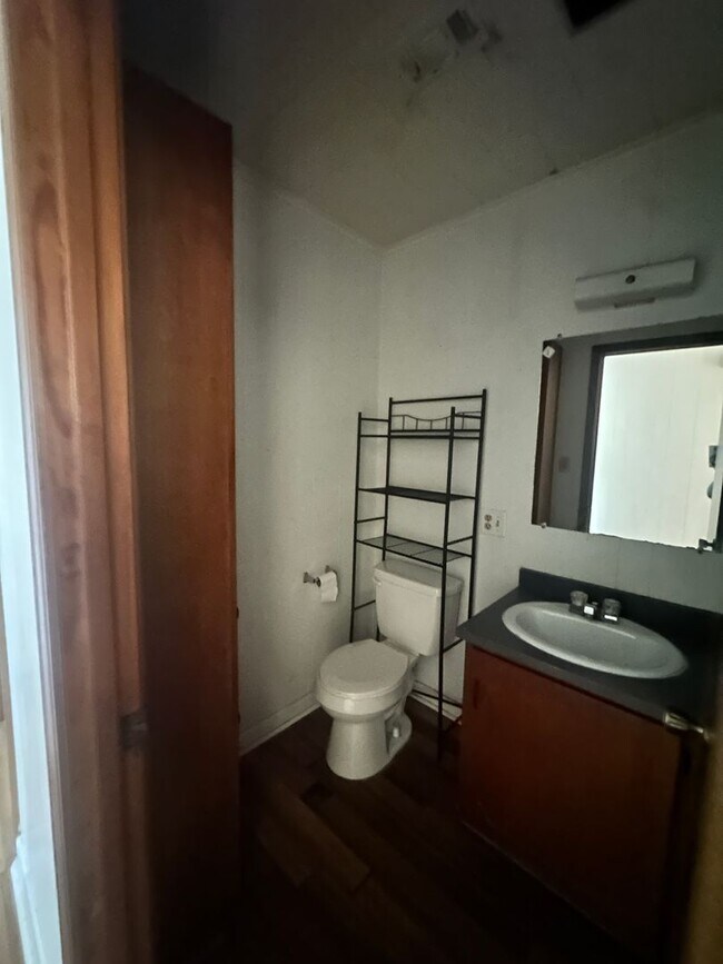 Building Photo - 3/2 Spacious Home in Oakdale