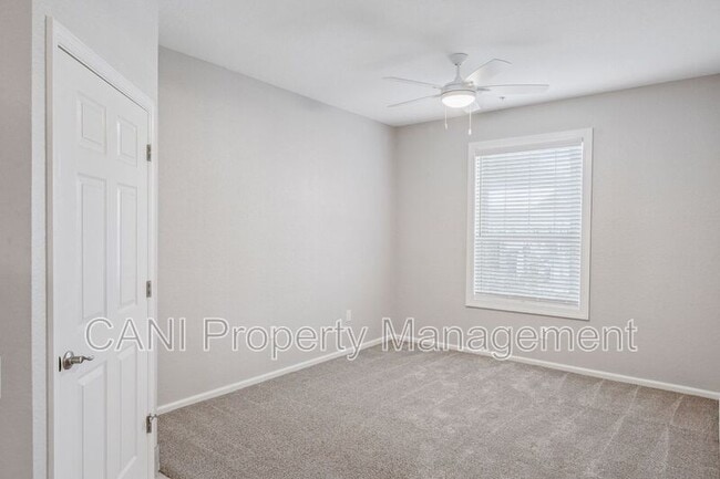 Building Photo - 2484 San Tecla St