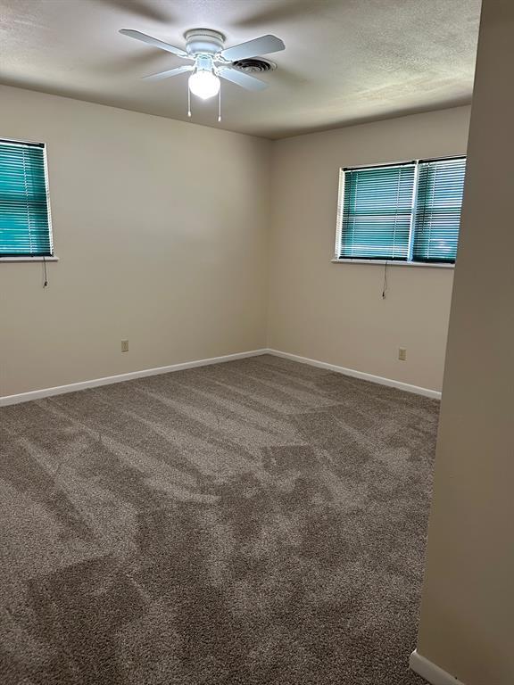 Building Photo - 4050 Brookhollow Dr