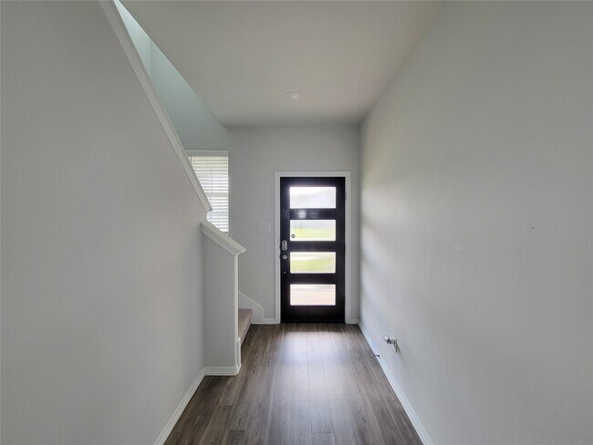 Building Photo - 23330 Kinsfolk Dr