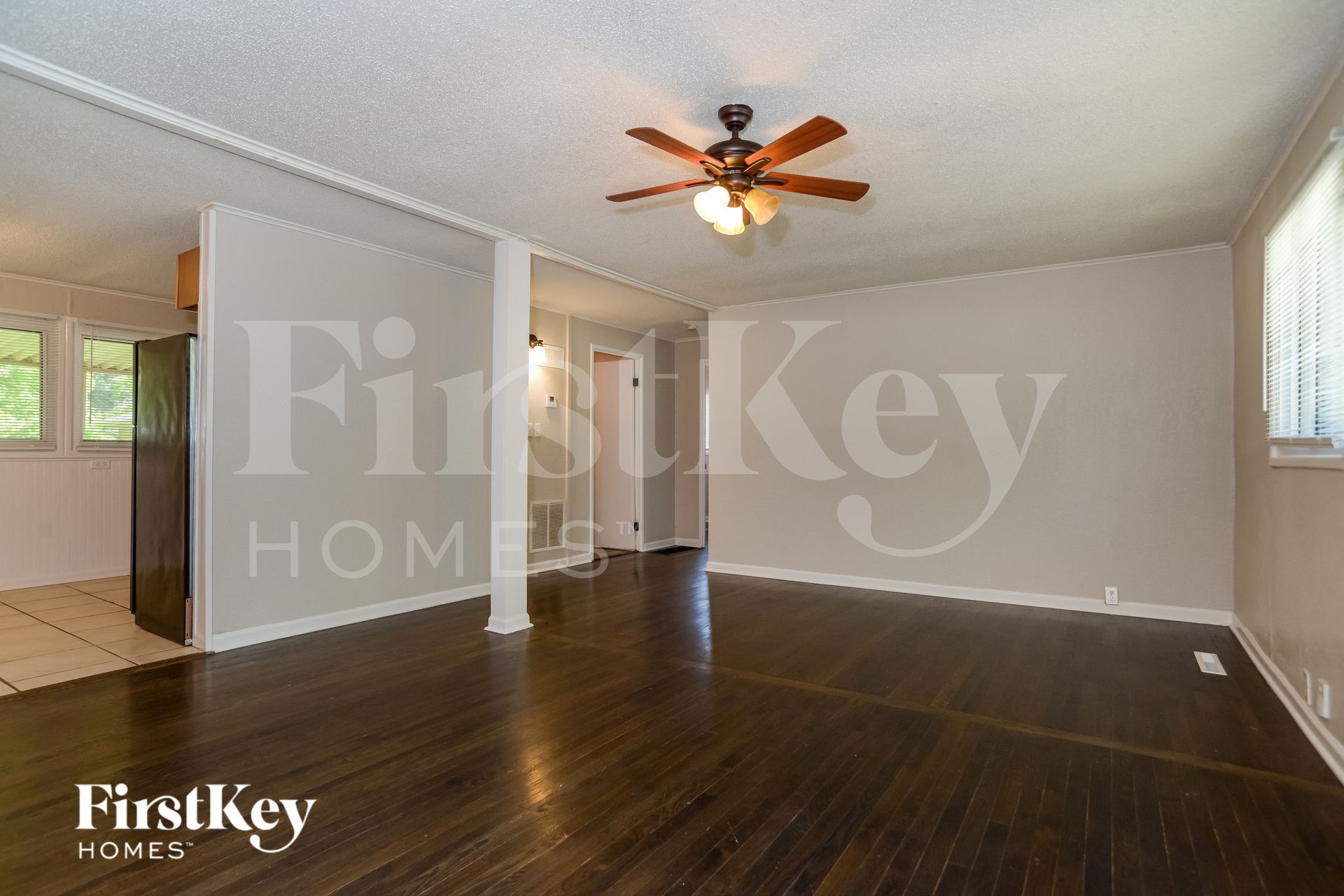 Building Photo - 900 NE 62nd St