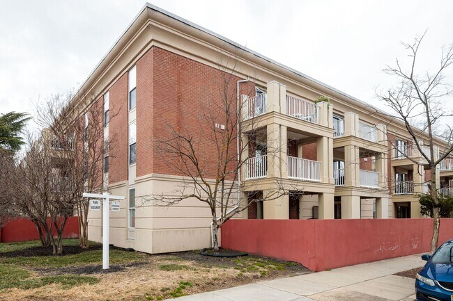 Building Photo - 2100 Grove Ave