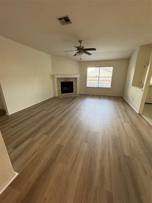 Building Photo - 215 San Felipe Dr
