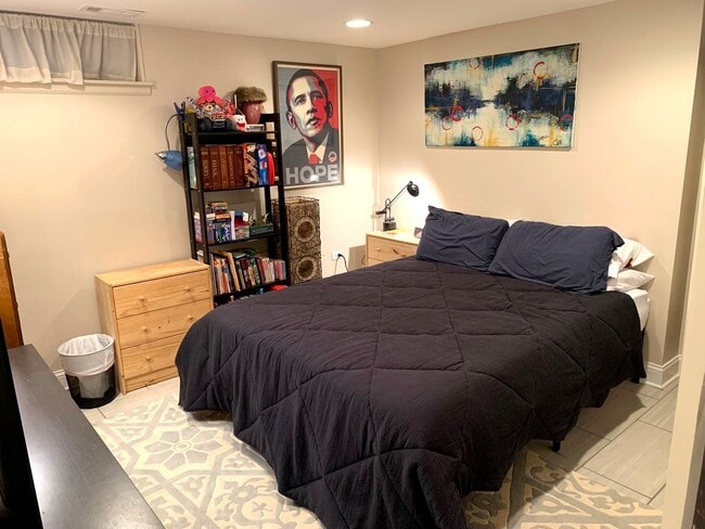 Building Photo - 8717 Karlov Ave