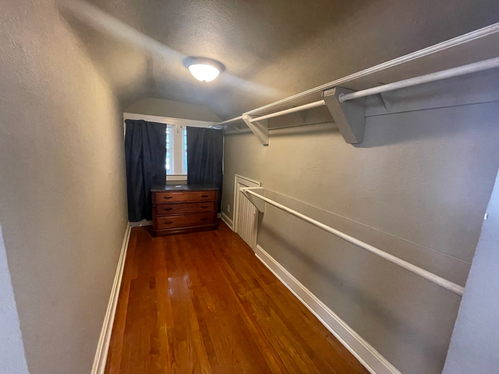 walk in closet area, 2nd floor bedroom - 4528 Terrace St