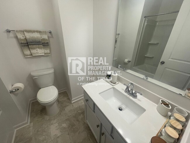 Building Photo - New Construction 3bd/2.5ba Townhome in NE ...