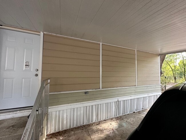 Building Photo - 3000 Clarcona RoadUnit 2828