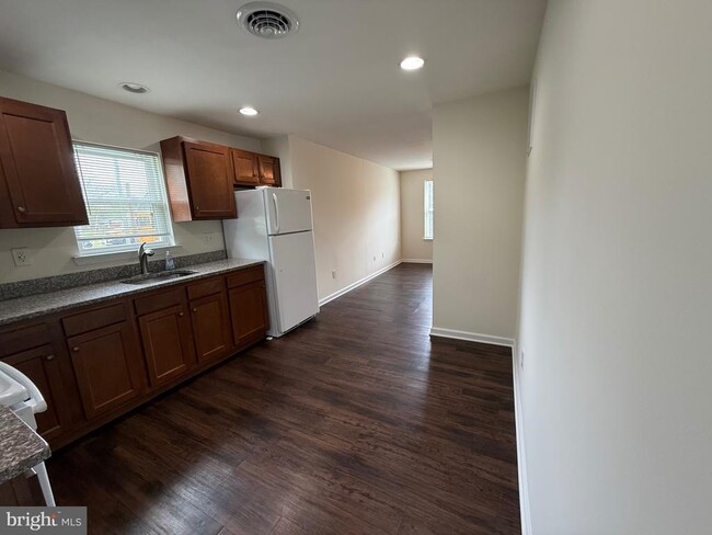 Building Photo - 273A Pennsville Pedricktown Rd