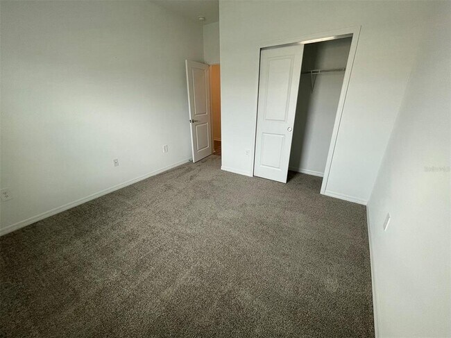 Building Photo - 660 Tanaro Ln