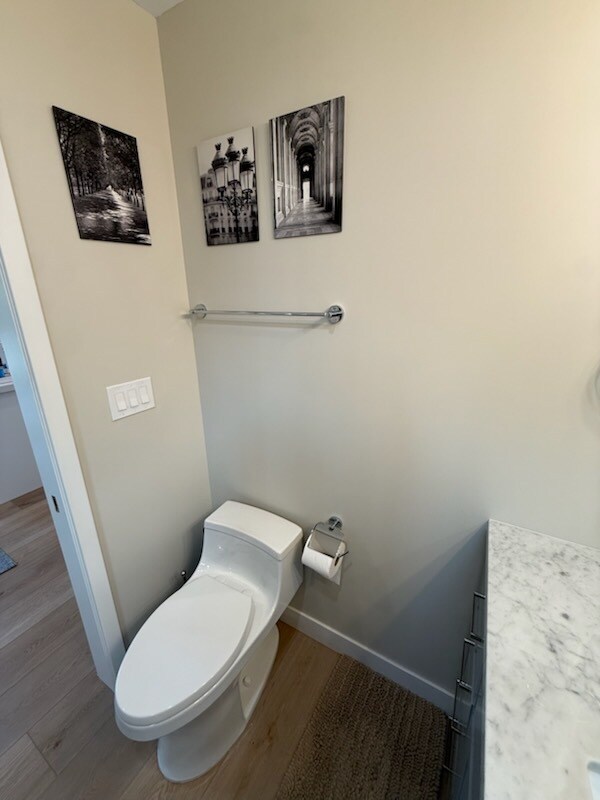 Building Photo - 8507 Croydon Ave