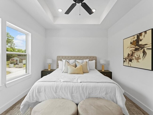 Building Photo - 1448 Dewalt St