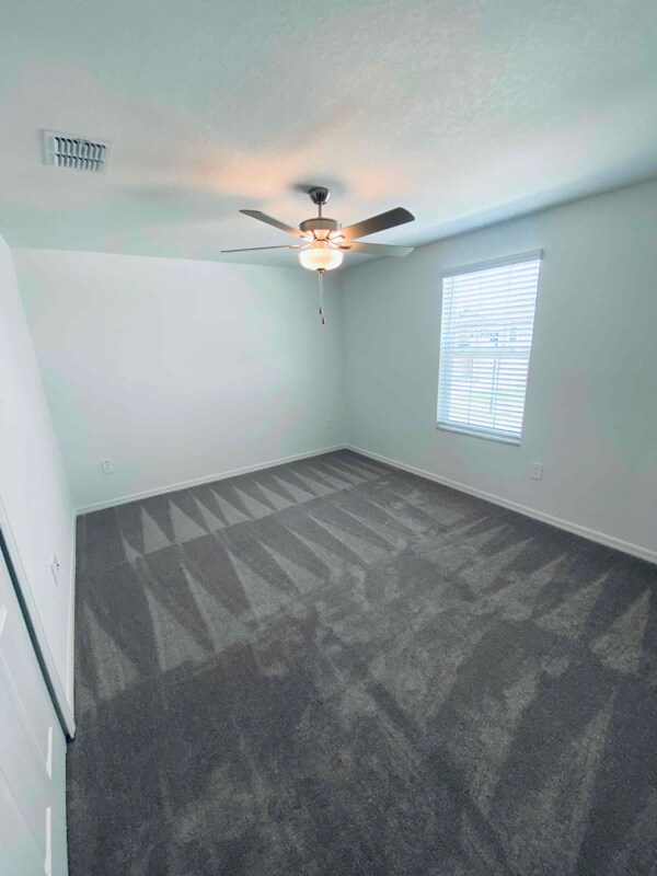 Building Photo - 11320 Linden Depot Rd