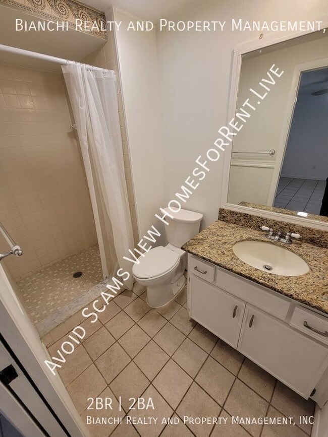 Building Photo - 501 Lake Palms Dr