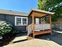 Building Photo - 4831 N Maryland Ave