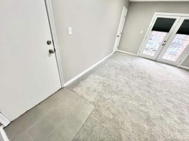 Building Photo - Meridian Apartments