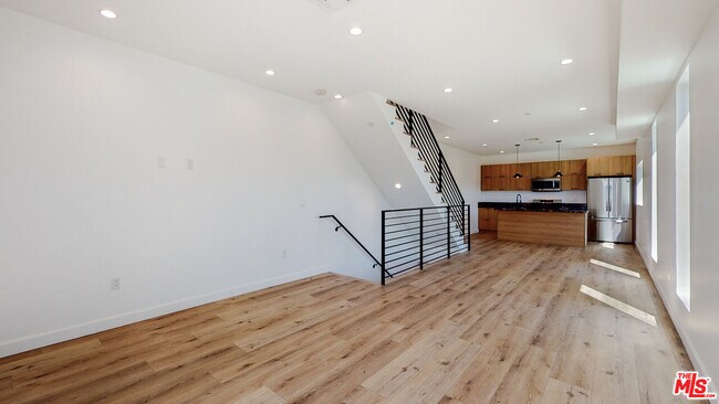 Building Photo - 2304 Hauser Blvd