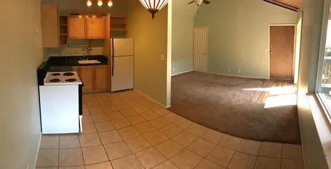 Building Photo - 1080 8th St