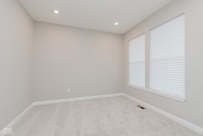 Building Photo - 15099 Covebrook Ln