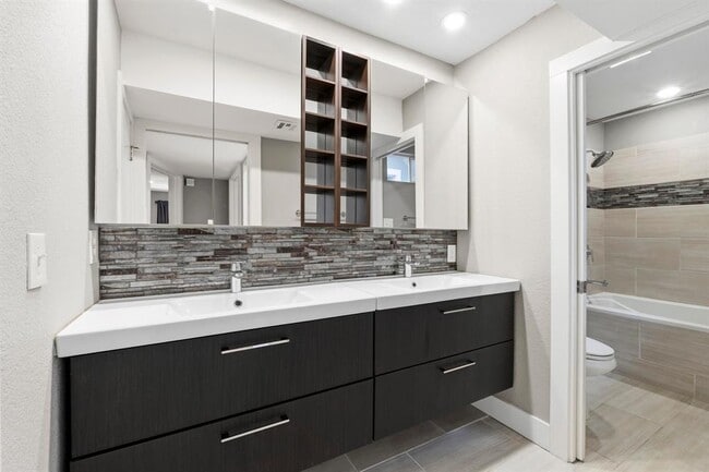 Building Photo - 1101 Shoal Creek Blvd