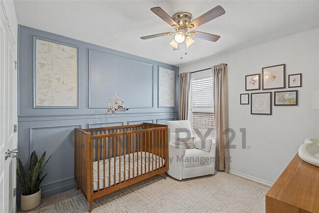 Building Photo - 1825 Agarito Dr