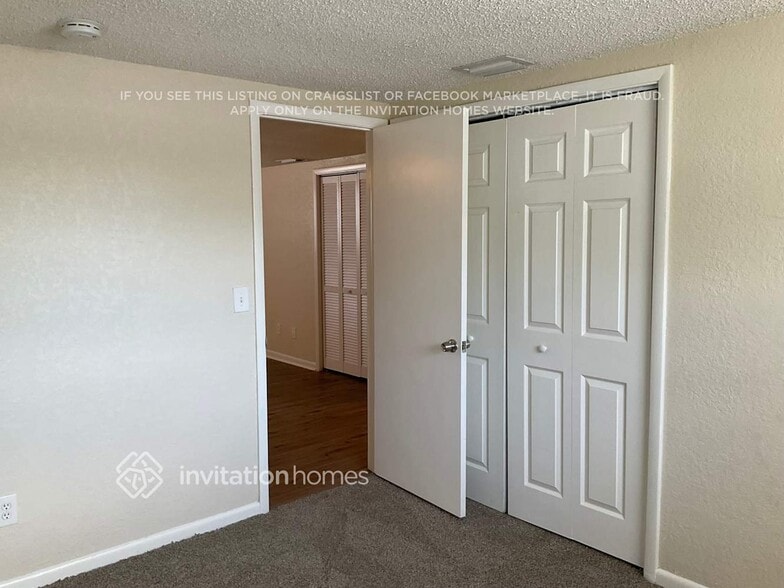 Building Photo - 7438 Oakvista Cir