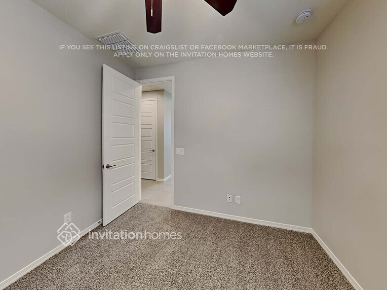Building Photo - 18210 W Carlota Ln