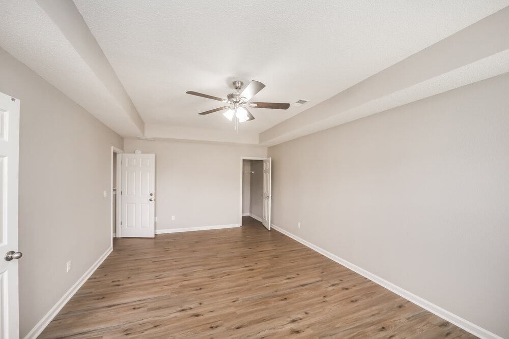 Building Photo - 7310 Green Ash Dr