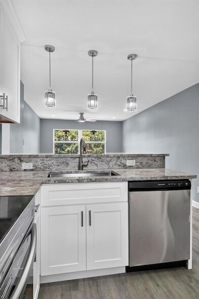 Building Photo - 3236 Coral Ridge Dr