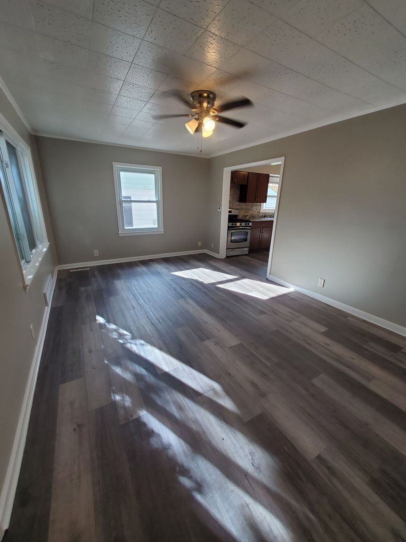 Building Photo - 5445 N 54th St