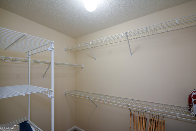 Building Photo - 4511 Ravenwood Pl