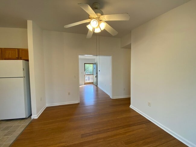 Building Photo - West Asheville - Recently Renovated 3-Bedroom home with large yard