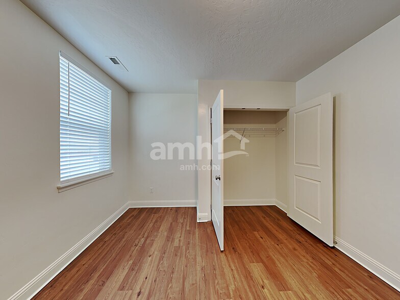 Building Photo - 55 S Fremont St