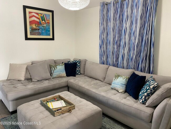 Building Photo - 781 Sunset Lakes Dr