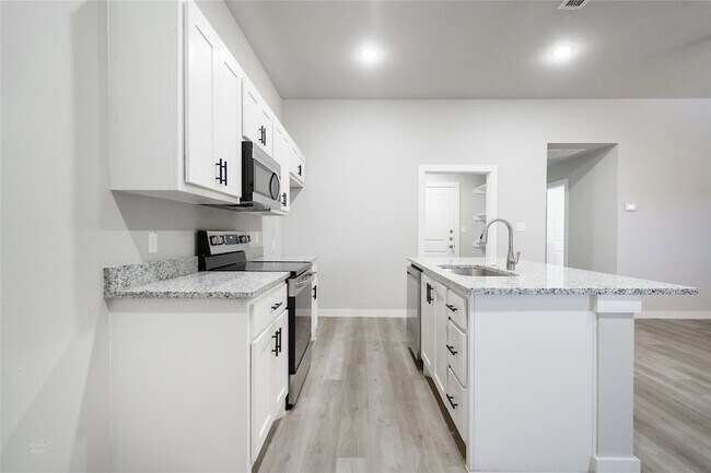 Building Photo - 2702 Baron Ave