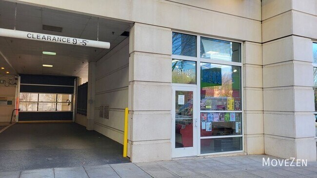 Building Photo - 317 W Morgan St