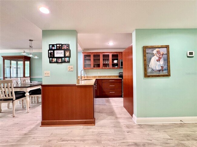 Building Photo - 4620 Bay Blvd