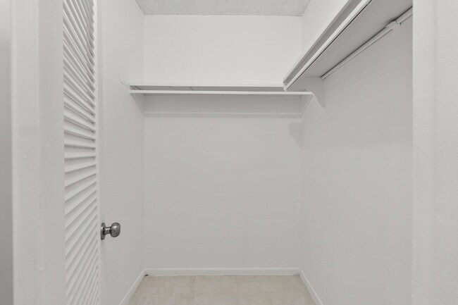 Building Photo - 626 NW 13th St