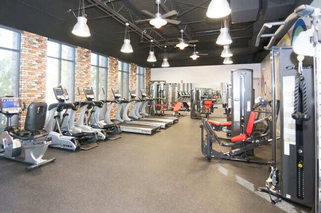 Building Photo - 466 Captiva Dr