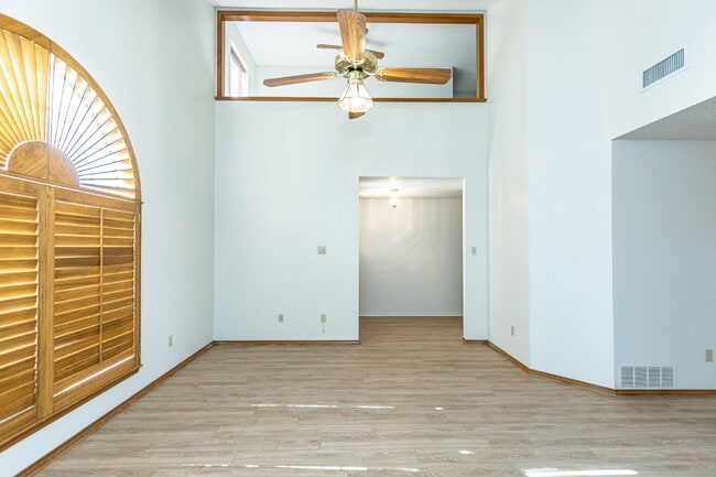 Building Photo - *Two Story Beauty in Preston Smith*