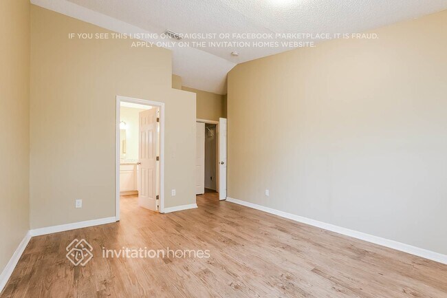 Building Photo - 2903 Roxbury Ct