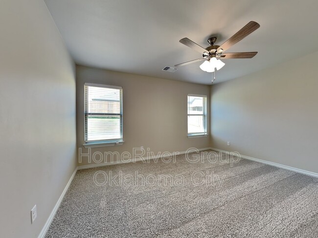 Building Photo - 8400 NW 163rd Ter