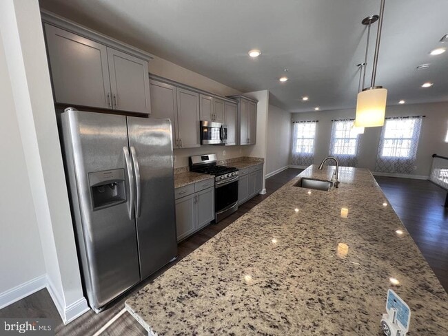 Building Photo - 23788 Myrtle Glen Way