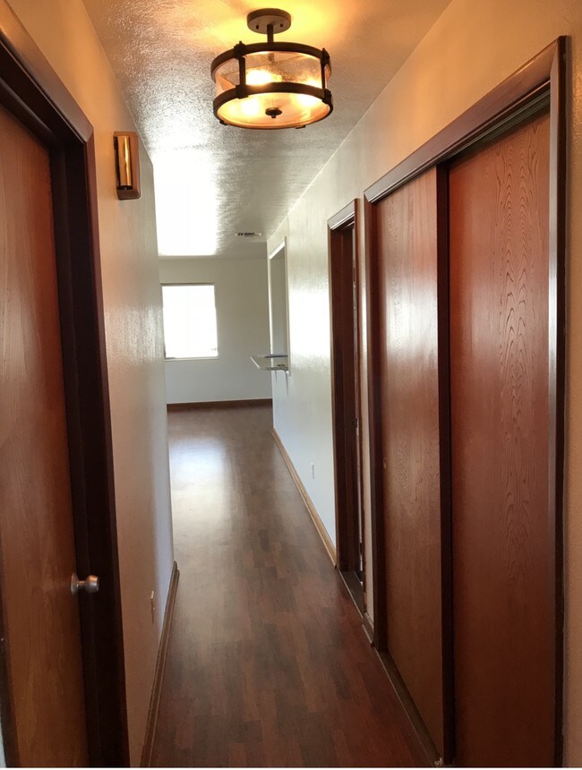 Building Photo - 1184 Milano Dr